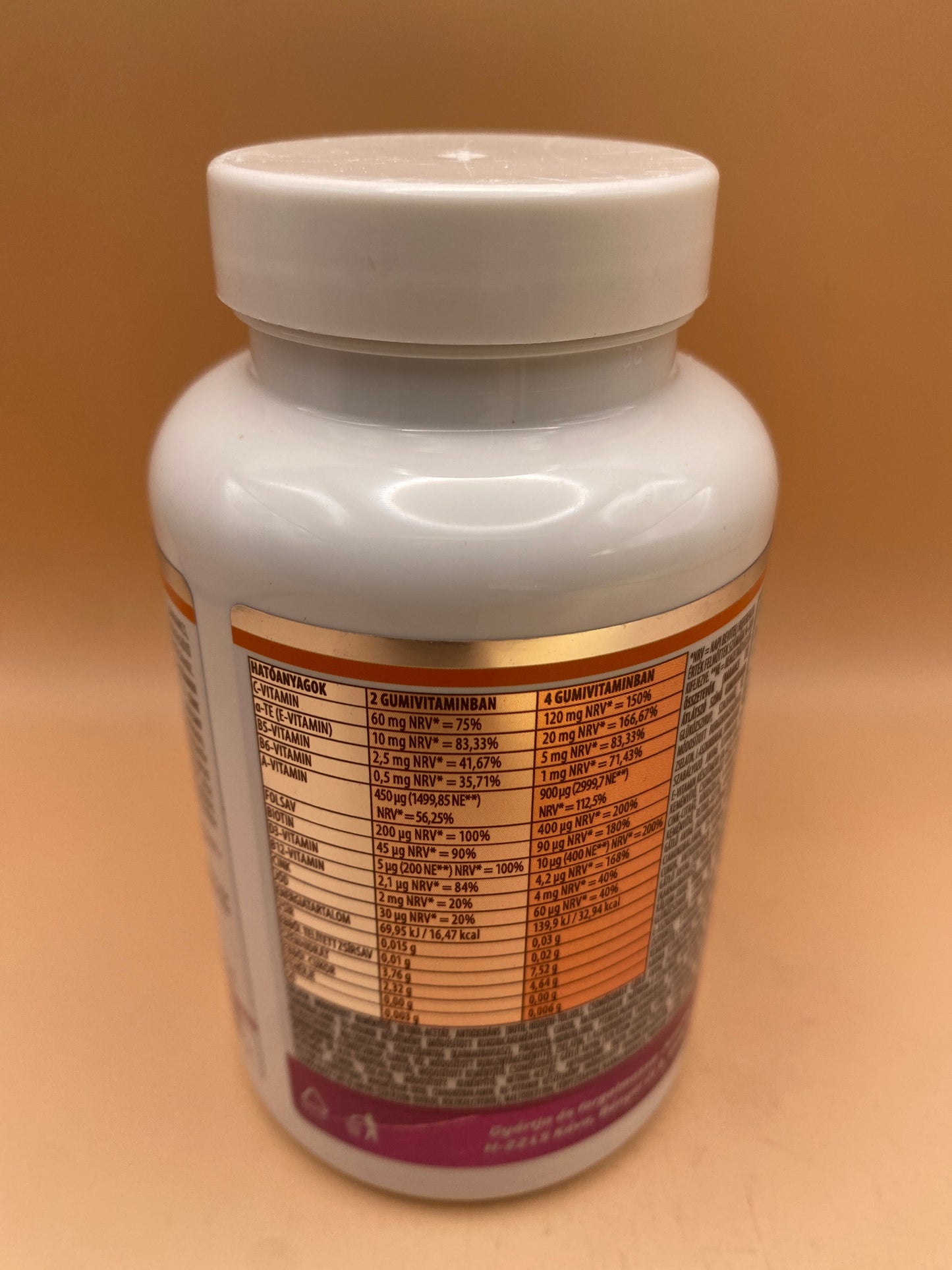 JutaVit Multivitamin Gumivitamin Narancs, cseresznye és citrom ízű 60 darab gumivitamin