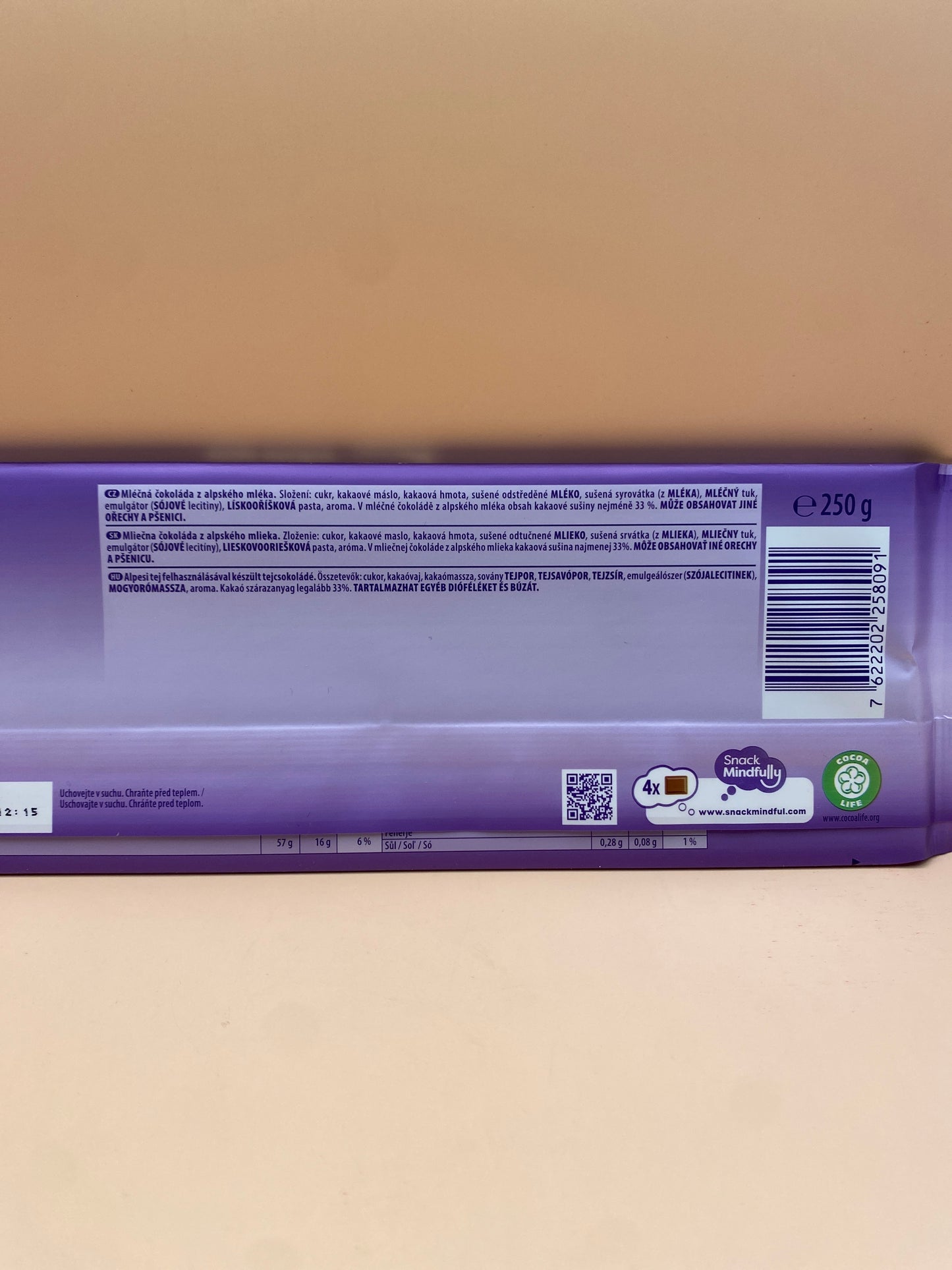 Milka Alpesi tej felhasználásával készült tejcsokoládé 250g