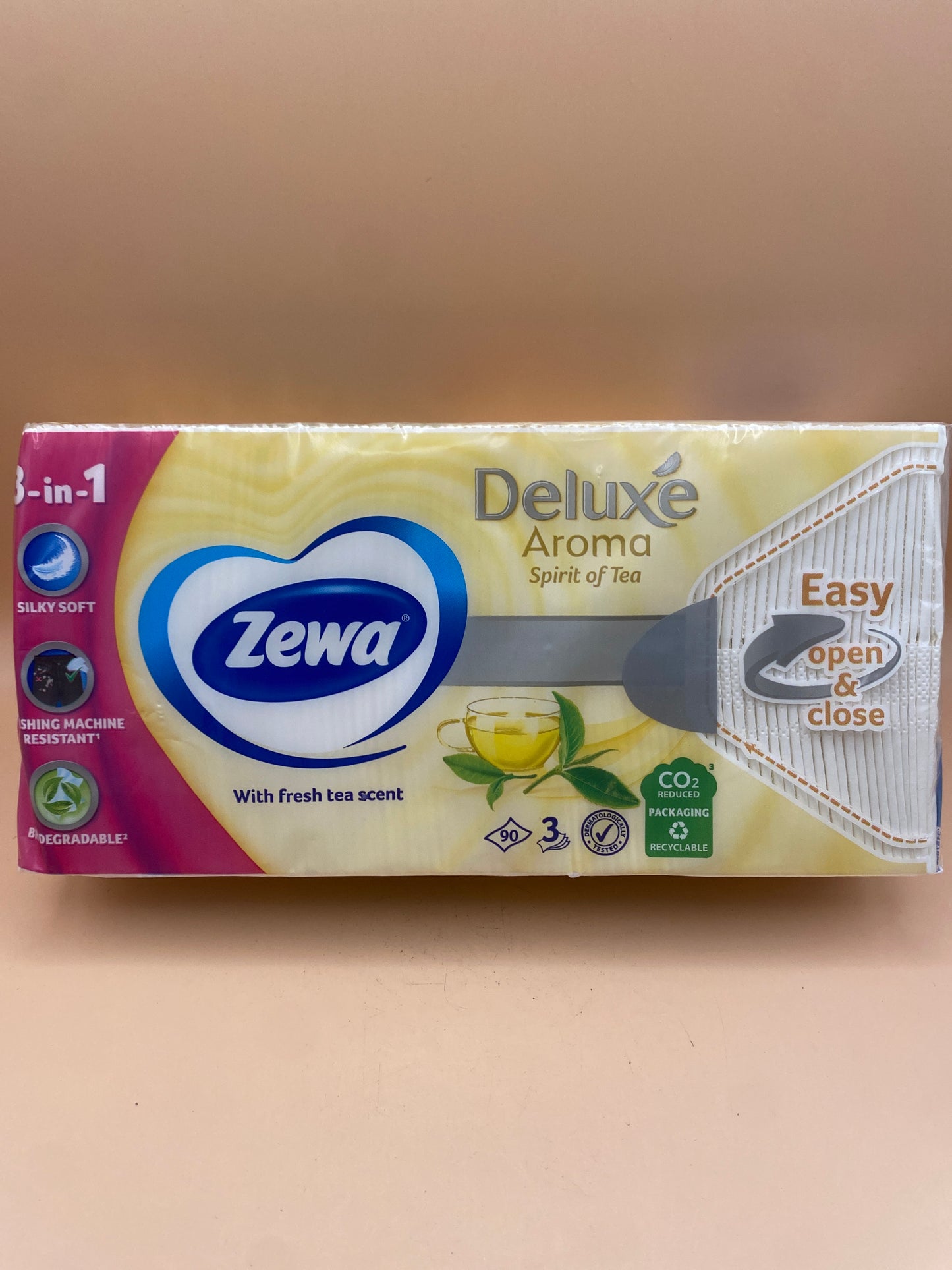 Zewa Deluxe Papírzsebkendő White Tea 3 rétegű 90 darab