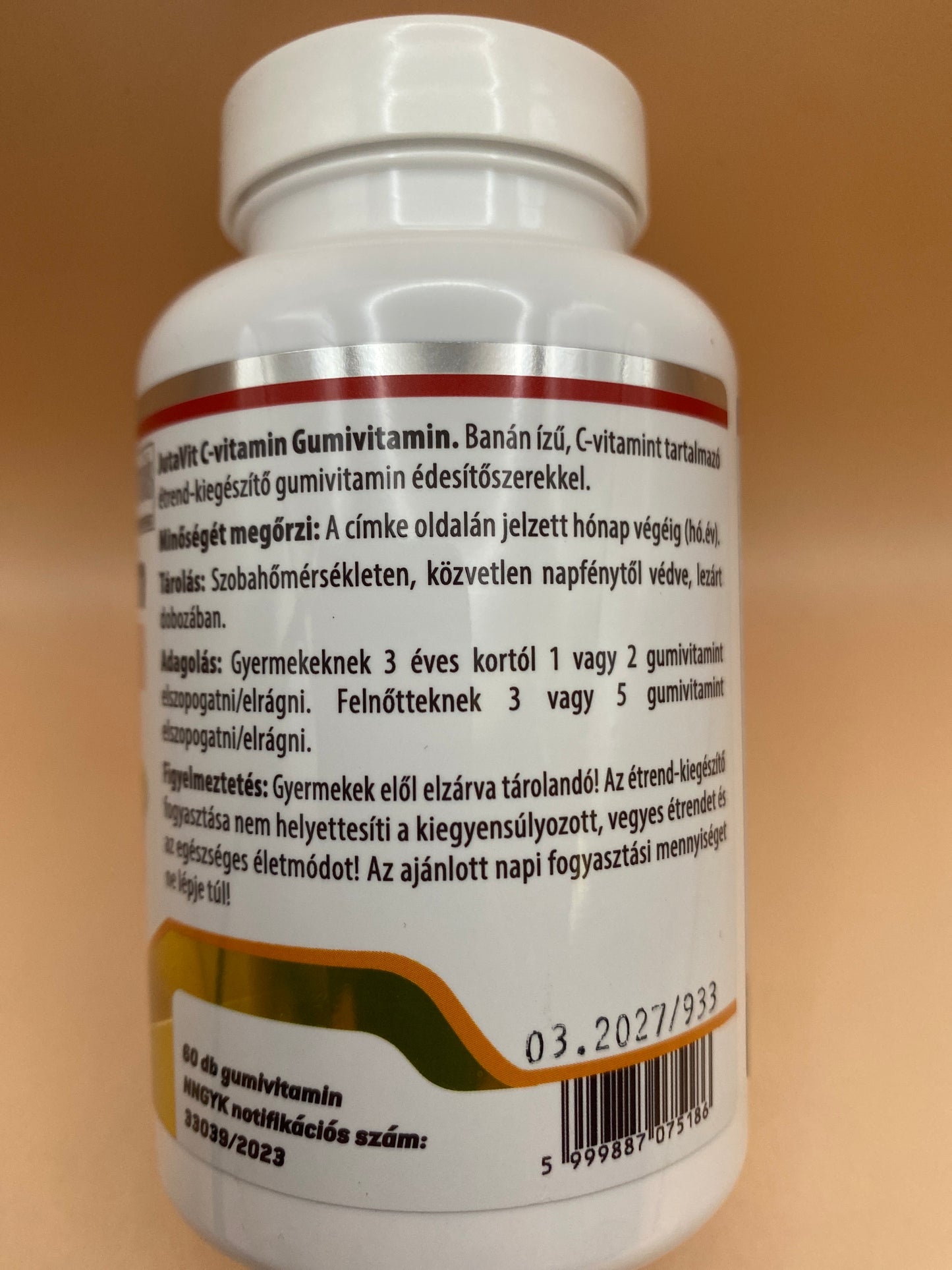 JutaVit Gumivitamin C-vitamin gyermekeknek és felnőtteknek. Banán ízű 60 darab gumivitamin